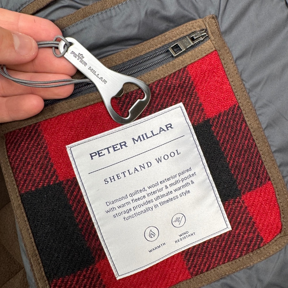 Peter Millar Mens XXL Shetland Wool Quilted Vest Red Buffalo Plaid Fleece Lined - Picture 2 of 10